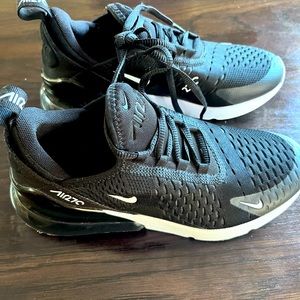 Nike Air Max tennis shoes